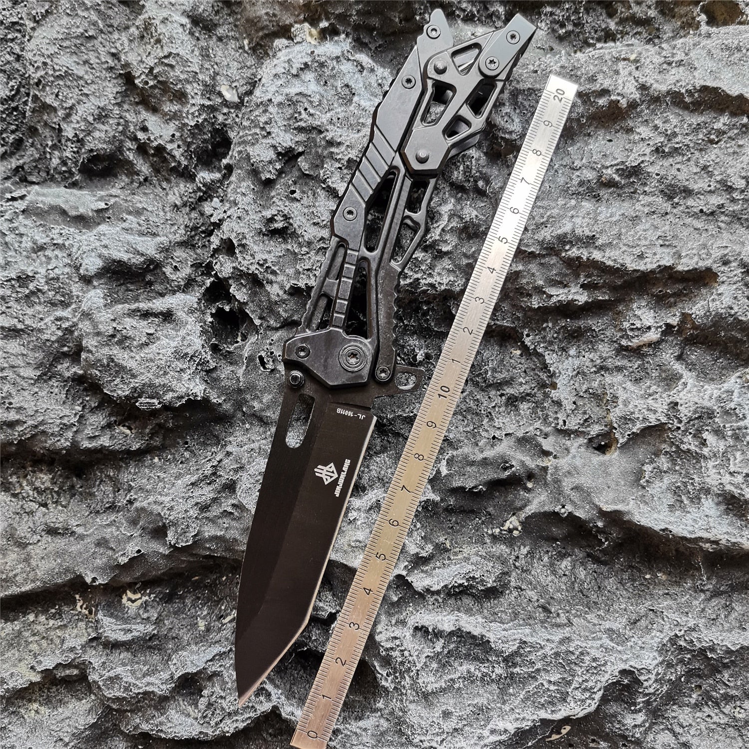 8CR15MOV Blade All-steel Hollow Handle Folding Pocket Knife